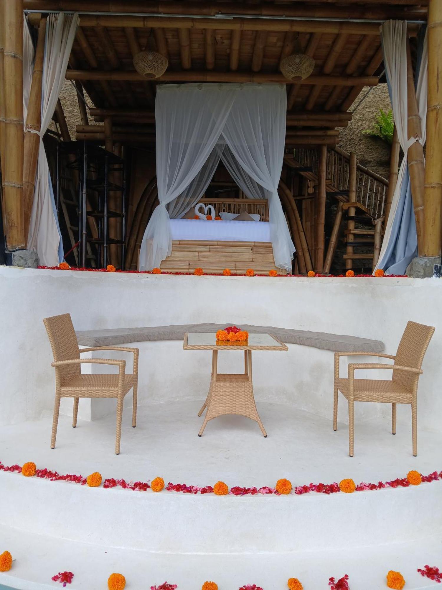Danaswari Bali Bamboo House Selat Exterior foto